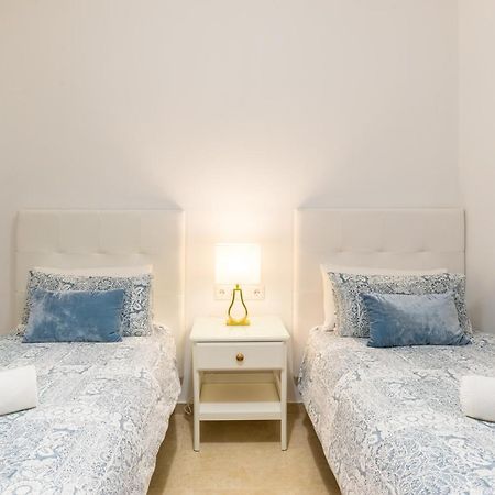 מאלגה Agua II & Seasonal Pool By Ele Apartments מראה חיצוני תמונה